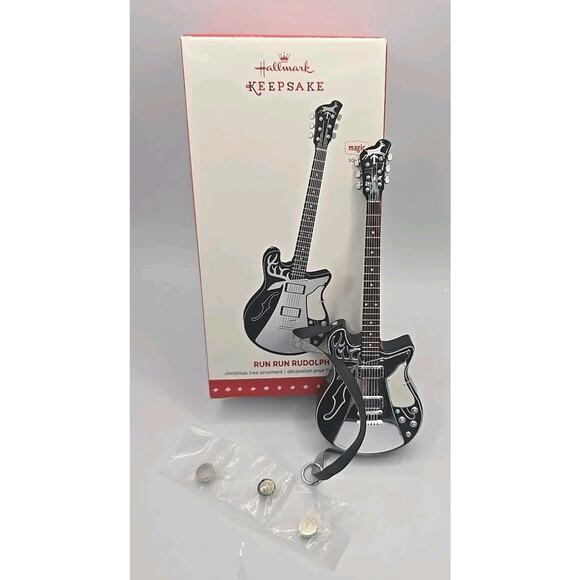 2015 Hallmark Ornament Luke Bryan “Run Run Rudolph” Magic U12 - Picture 1 of 5